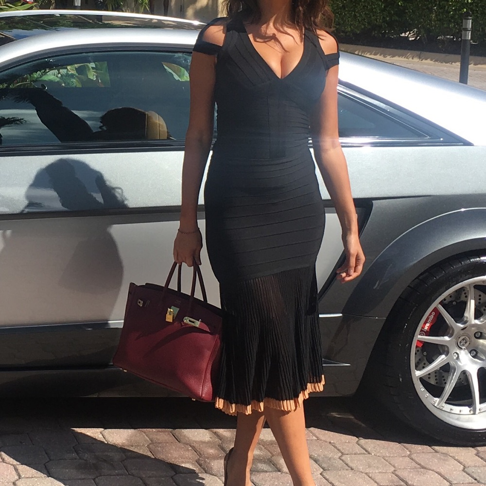 two pieces suit Herve Leger